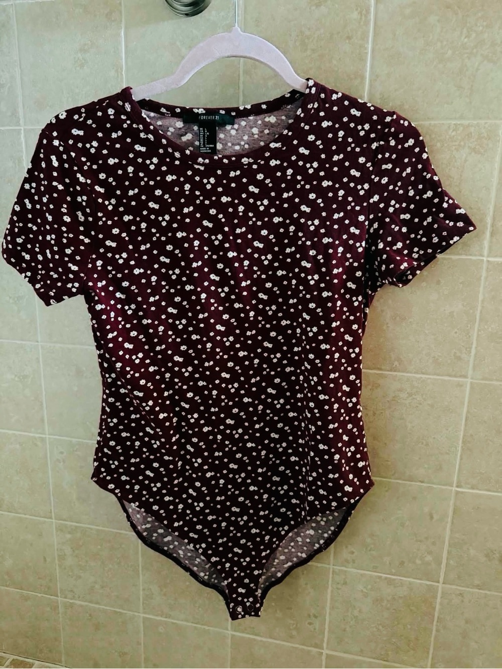 Forever 21 Burgundy Short Sleeve Floral Bodysuit